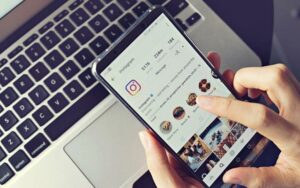 √ 25 Cara Menghapus Pesan Instagram di HP Android & iPhone